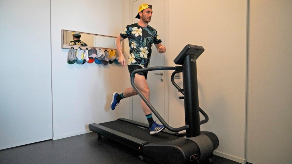 THE ULTIMATE GUIDE TO THE TREADMILL TRAINING